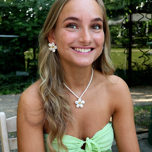 Pearly Bloom Øredobber winther-studio-norway